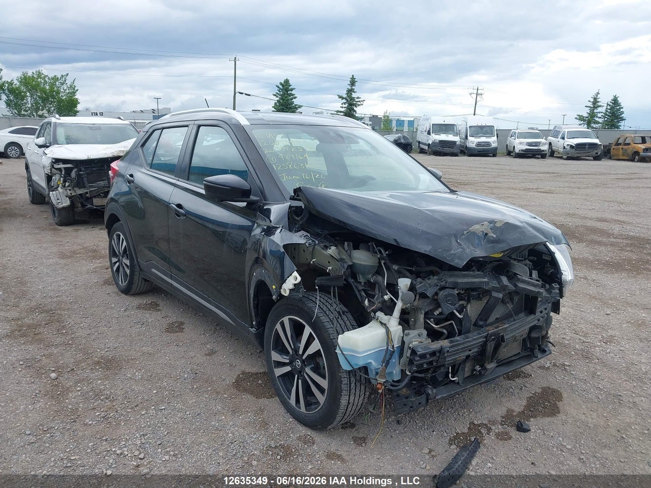 3N1CP5DV9LL489164 · 2020 NISSAN KICKS SR