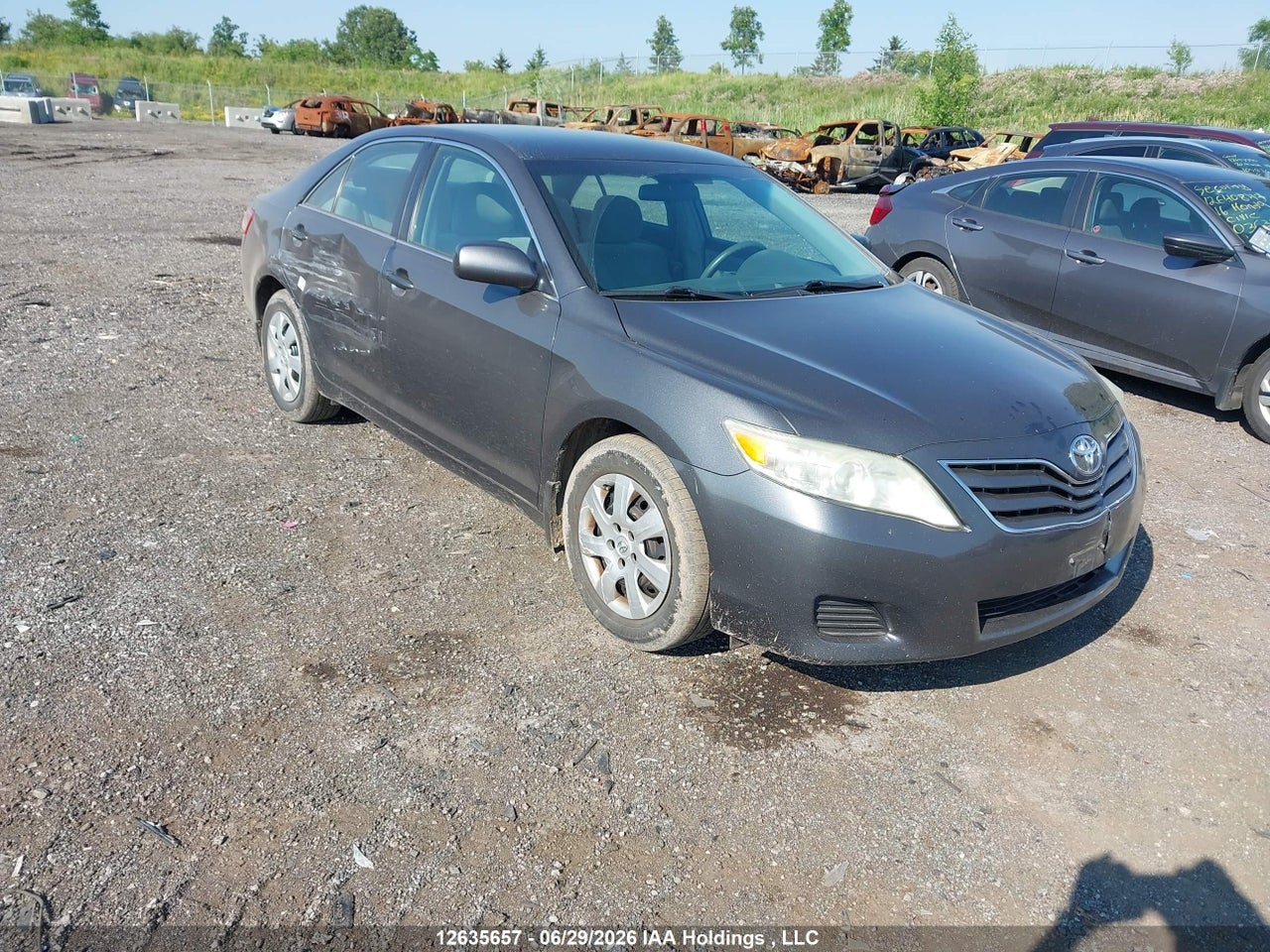 4T1BF3EK4BU214967 · 2011 TOYOTA CAMRY SE/LE/XLE