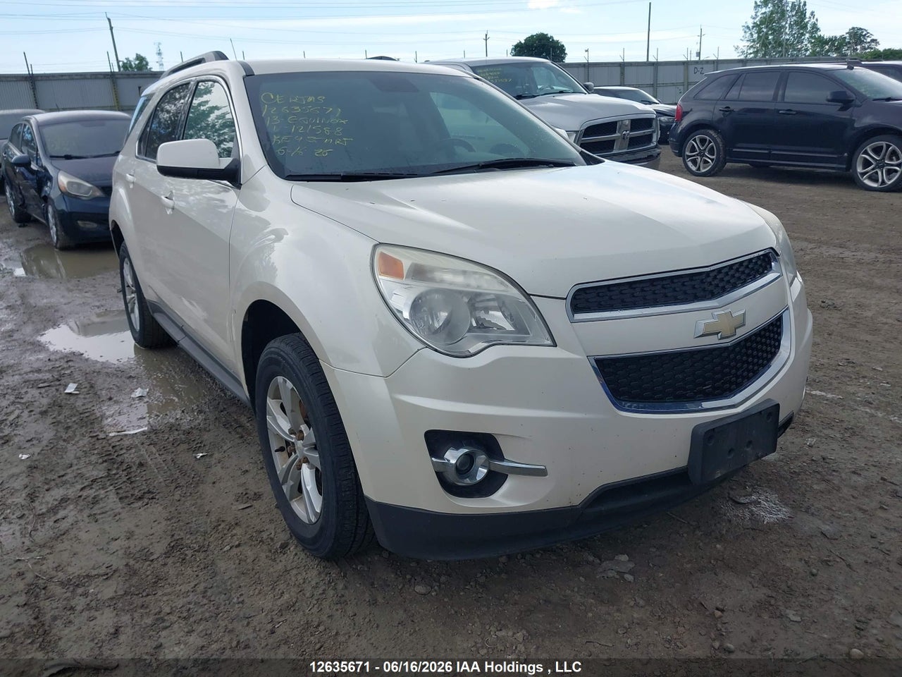1GNFLNEK3DZ121588 · 2013 CHEVROLET EQUINOX LT