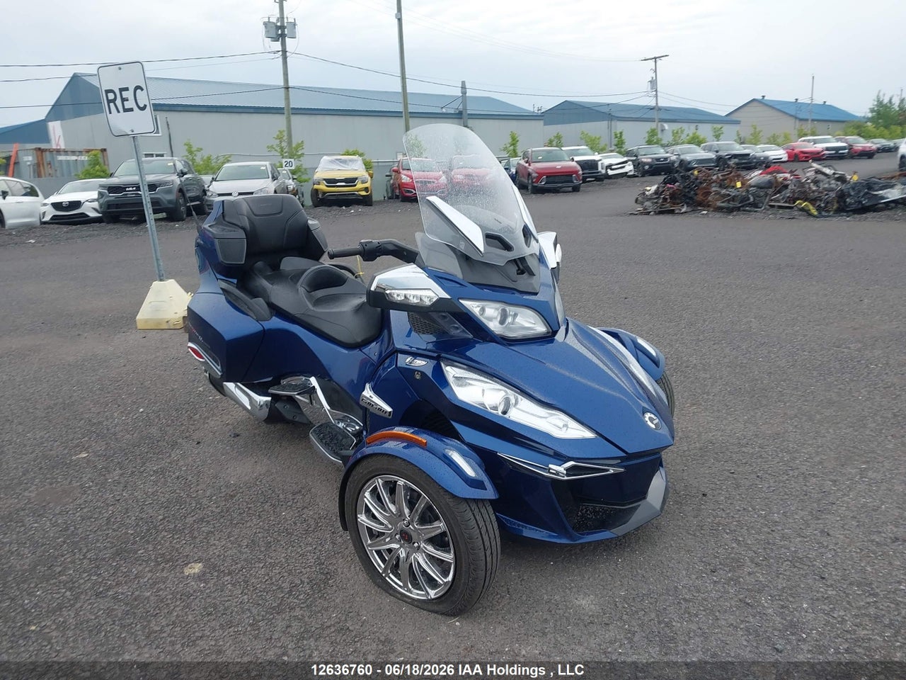 2BXNBDD26GV002927 · 2016 CAN-AM SPYDER ROADSTER RT/RT-S/LTD/SP SERIES · 1/12