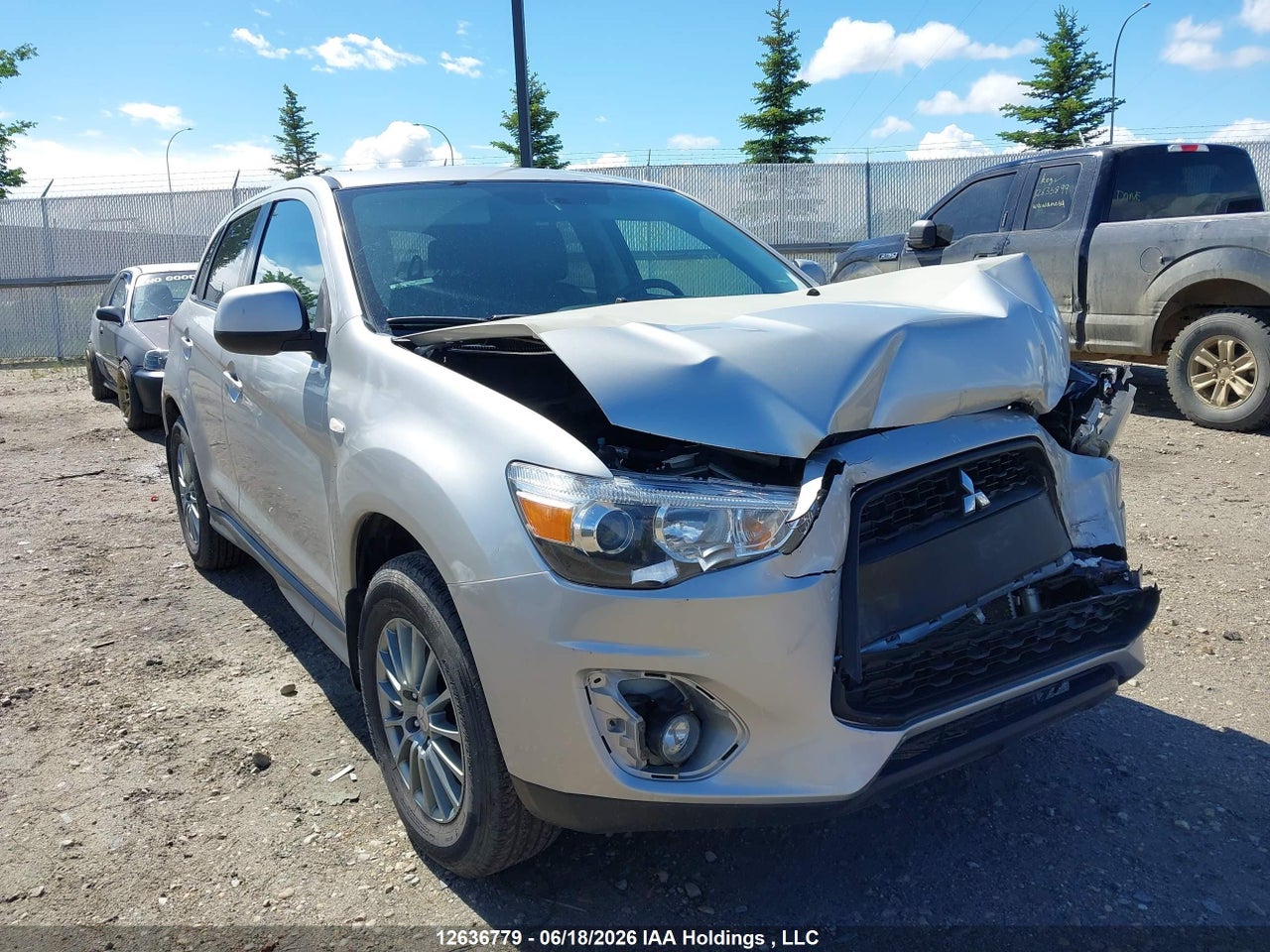 4A4AJ3AU2DE607586 · 2013 MITSUBISHI RVR SE