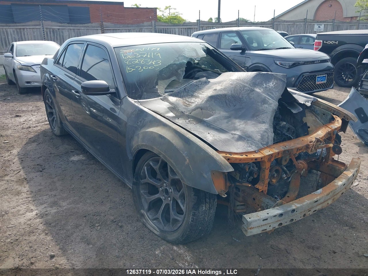 2C3CCABG8FH828343 · 2015 CHRYSLER 300 S · 1/12