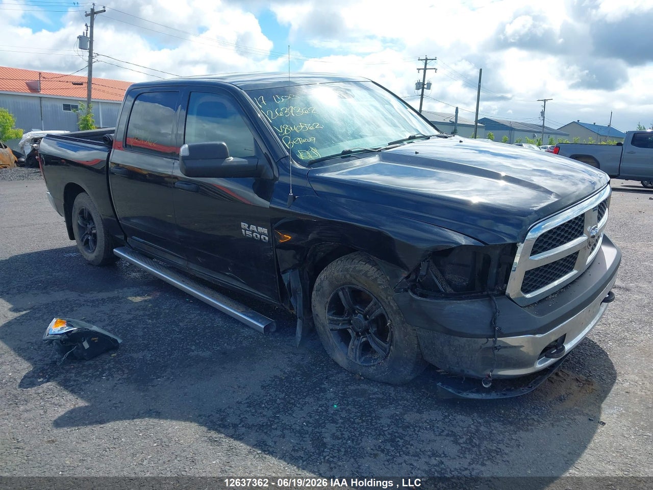 1C6RR7KG0HS840562 · 2017 RAM 1500 ST