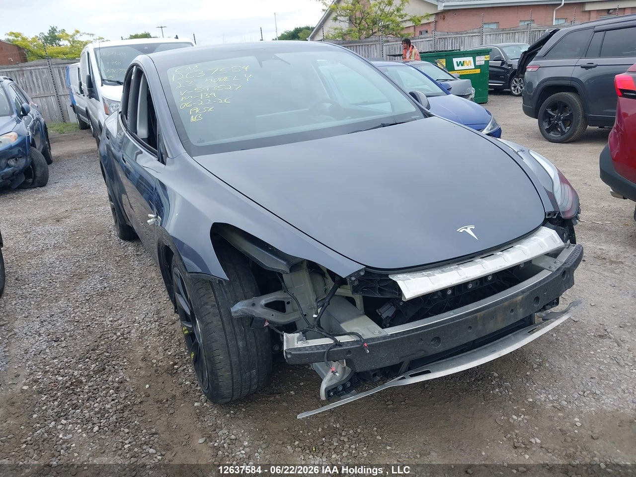 7SAYGAEE0PF593527 · 2023 TESLA MODEL Y LONG RANGE