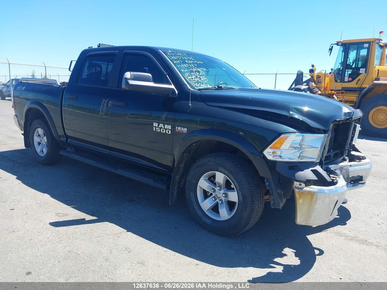 1C6RR7LT6HS685687 · 2017 RAM 1500 SLT