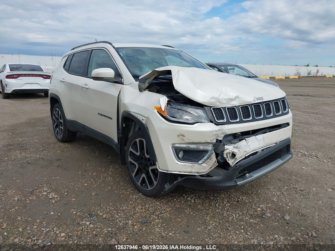 3C4NJDCB0JT418540 · 2018 JEEP COMPASS LIMITED
