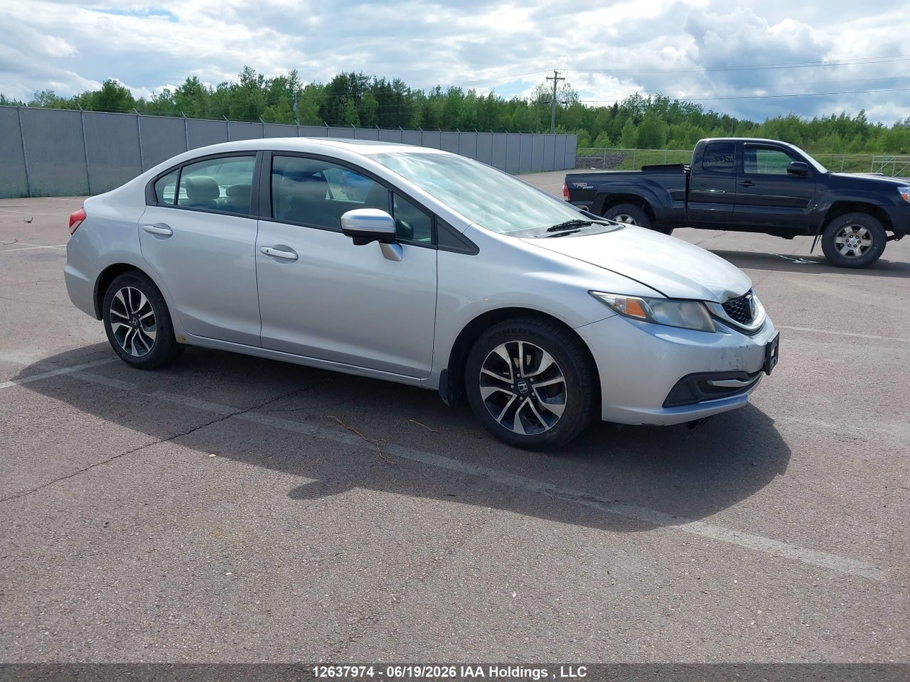2HGFB2F52FH004978 · 2015 HONDA CIVIC EX 4DR