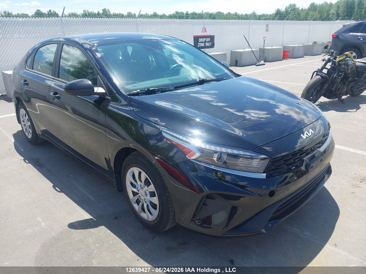 3KPF24AD1NE489925 · 2022 KIA FORTE LX