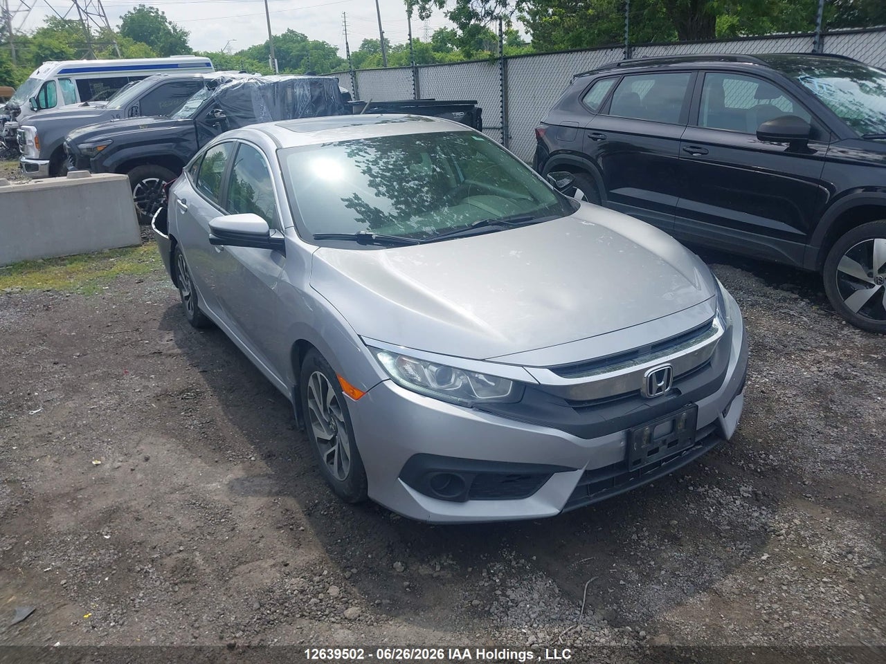 2HGFC2F86HH005870 · 2017 HONDA CIVIC EX 4DR