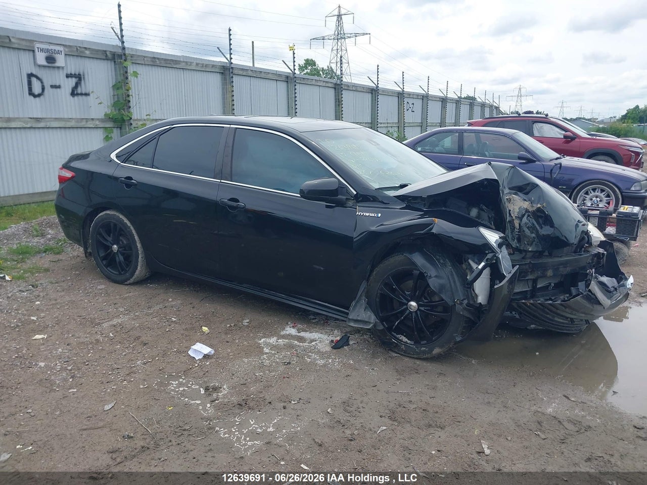 4T1BD1FK7HU226385 · 2017 TOYOTA CAMRY HYBRID XLE