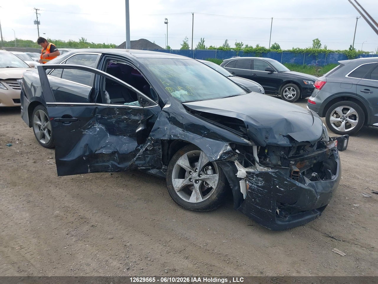 4T1BF1FKXEU434878 · 2014 TOYOTA CAMRY SE