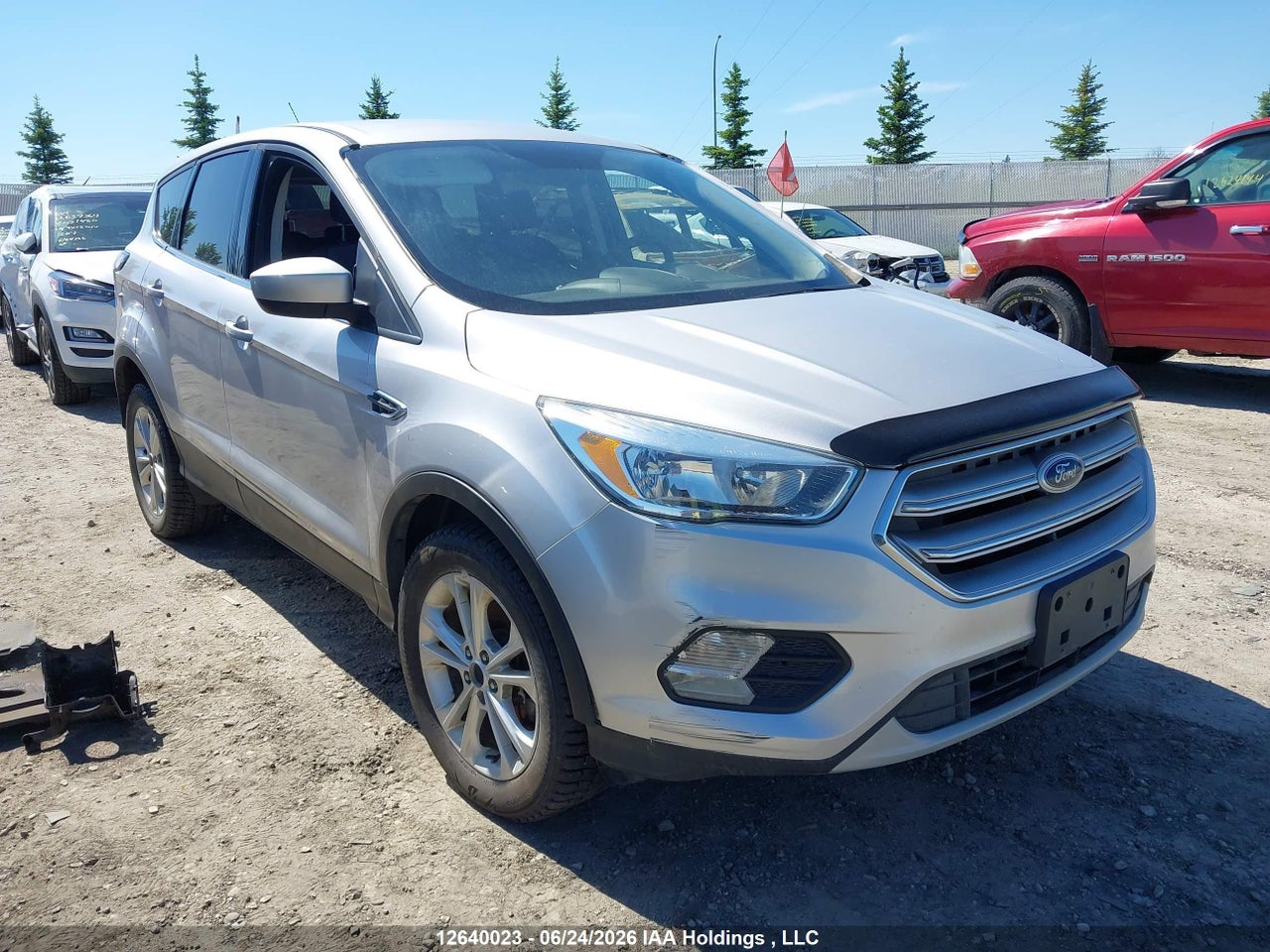 1FMCU9GD7HUB10882 · 2017 FORD ESCAPE SE · 1/12