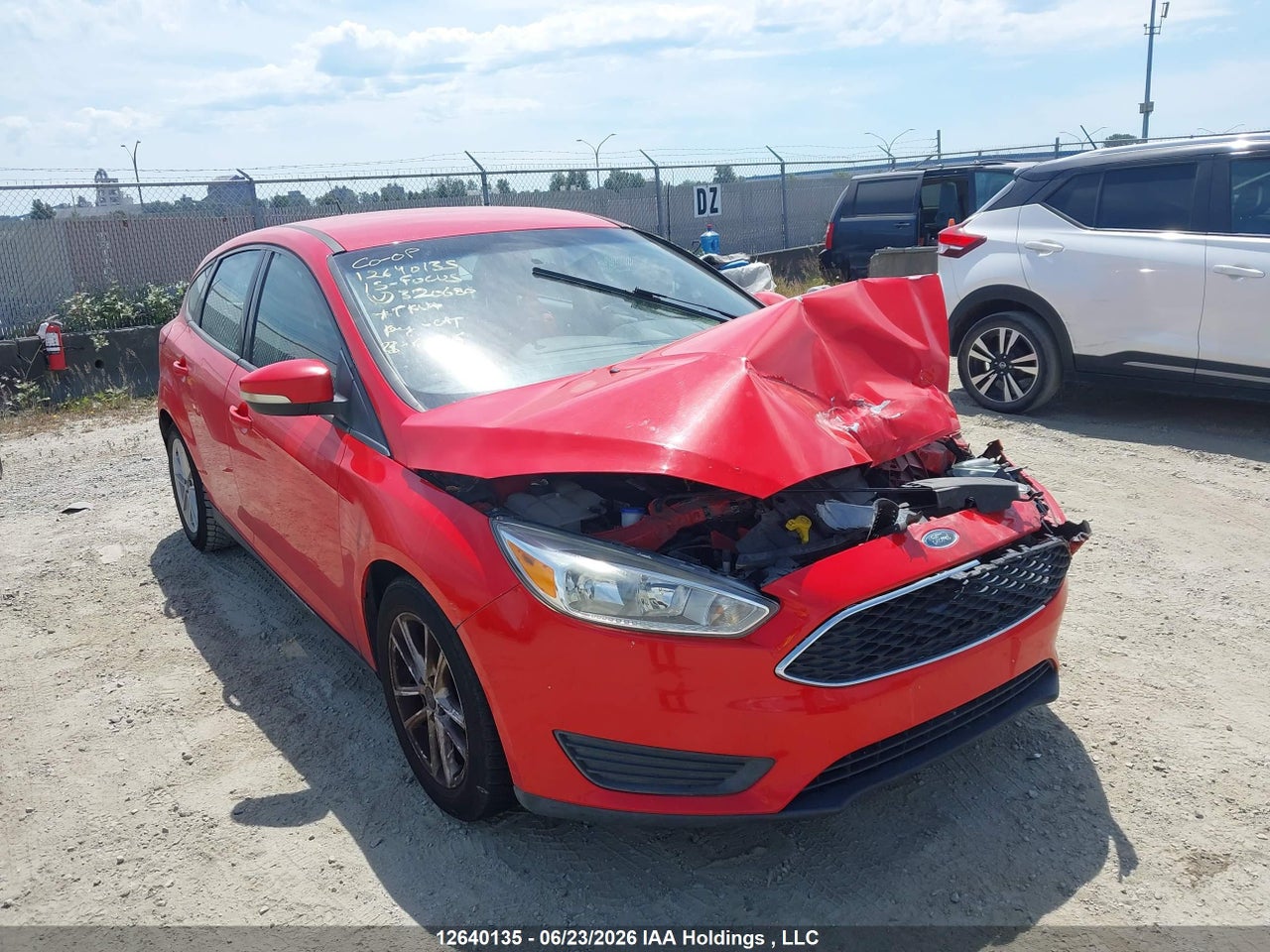 1FADP3K2XFL320680 · 2015 FORD FOCUS SE