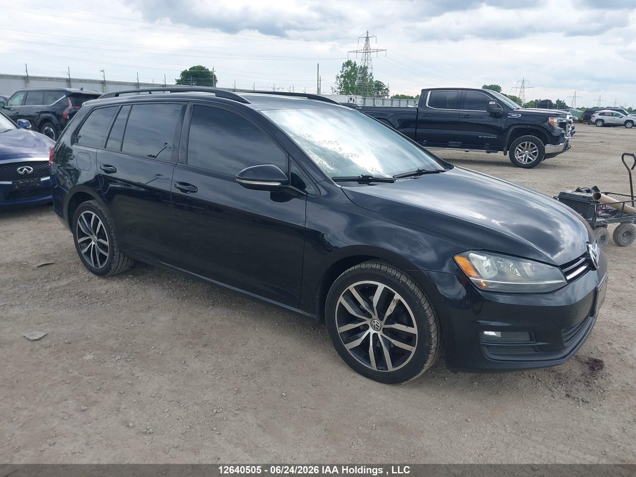 3VWC17AU1GM505120 · 2016 VOLKSWAGEN GOLF