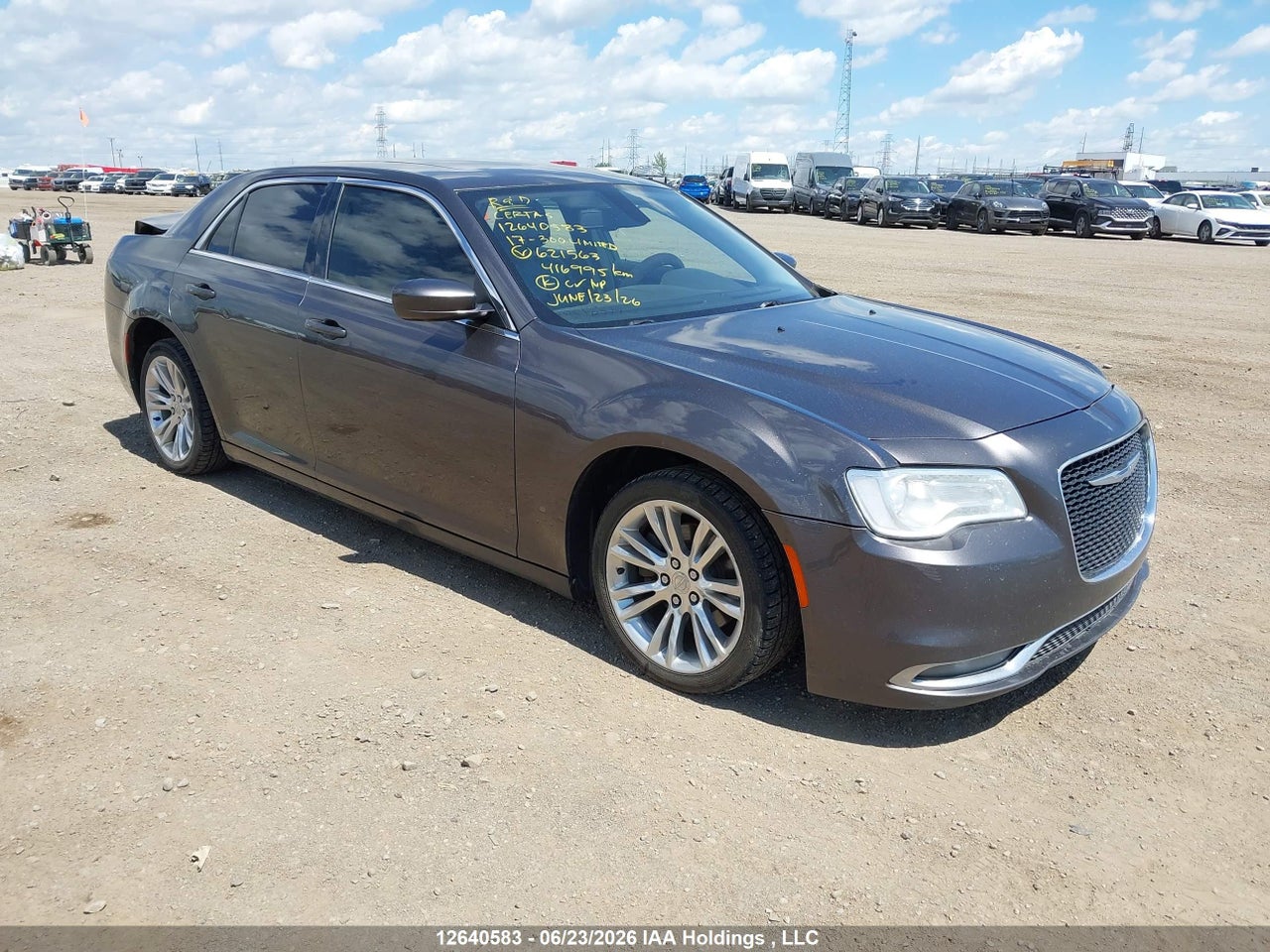 2C3CCAAG0HH621563 · 2017 CHRYSLER 300 LIMITED