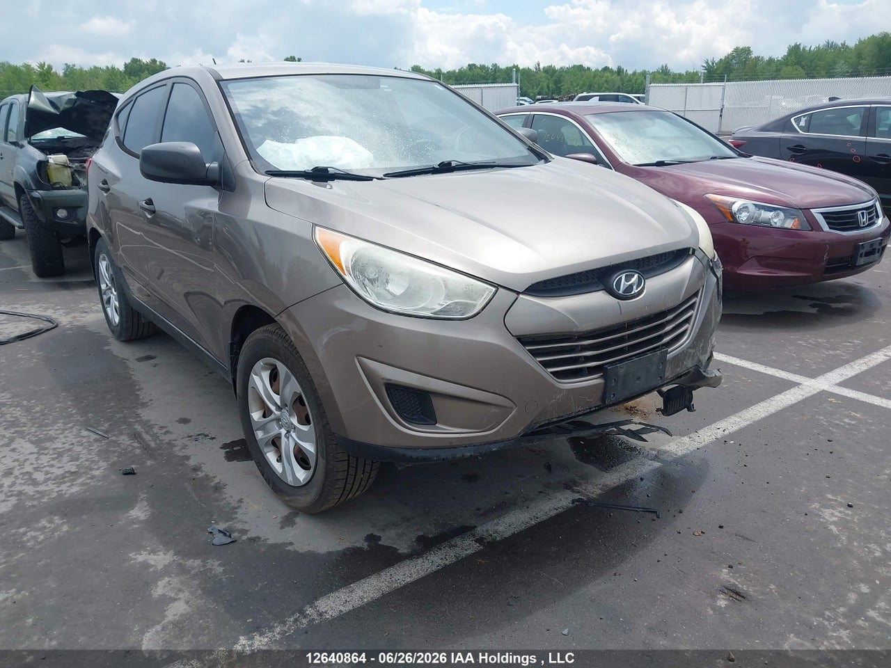 KM8JT3AC6AU023326 · 2010 HYUNDAI TUCSON GLS