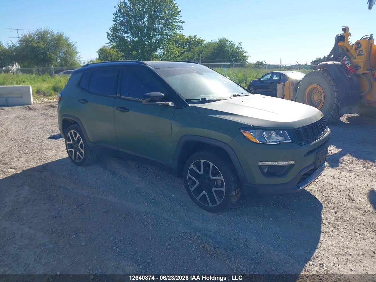 3C4NJDCB3JT364828 · 2018 JEEP COMPASS LIMITED