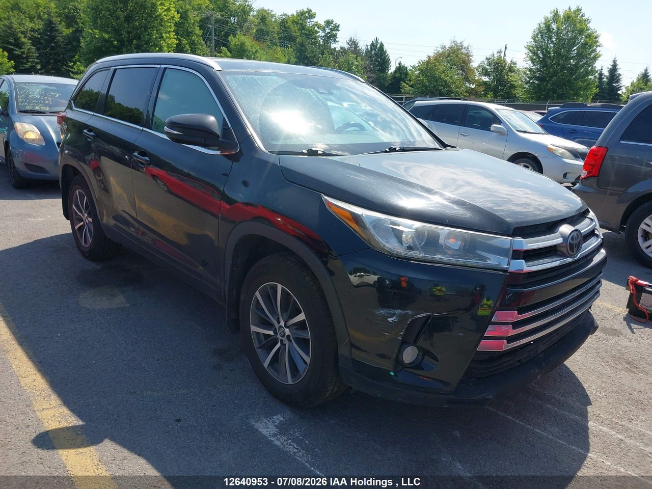 5TDJZRFH8HS470152 · 2017 TOYOTA highlander xle · 1/12