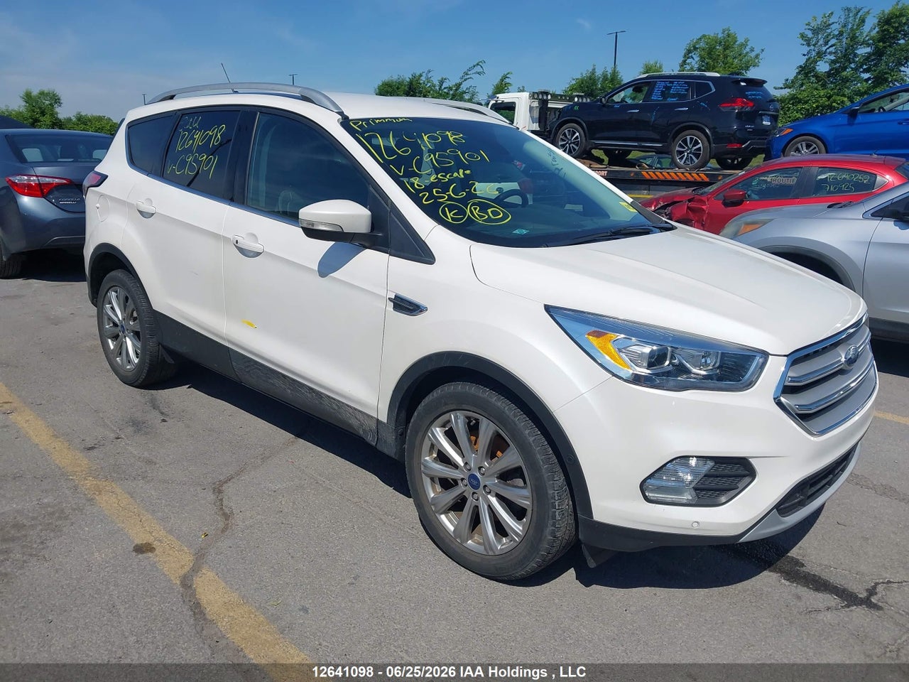 1FMCU9J97JUC95901 · 2018 FORD ESCAPE TITANIUM