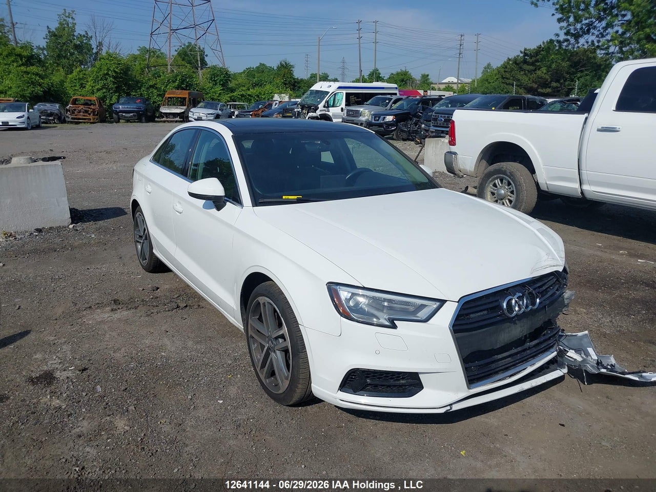 WAUE8GFF0J1014315 · 2018 AUDI A3 PROGRESSIV · 1/12