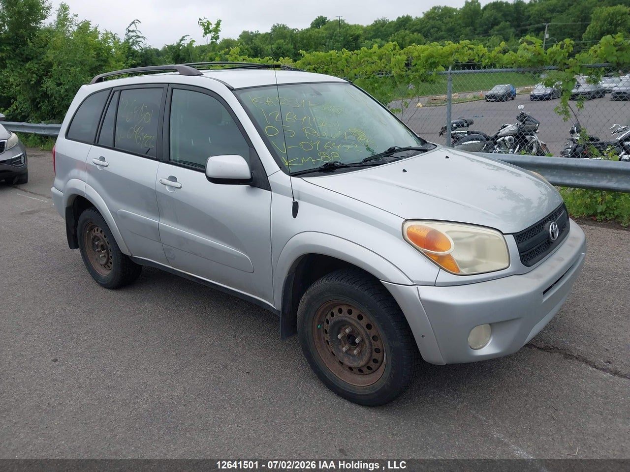 JTEHD20V356046422 · 2005 TOYOTA RAV4