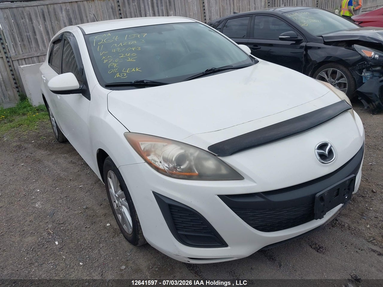 JM1BL1KF0B1487043 · 2011 MAZDA 3 I