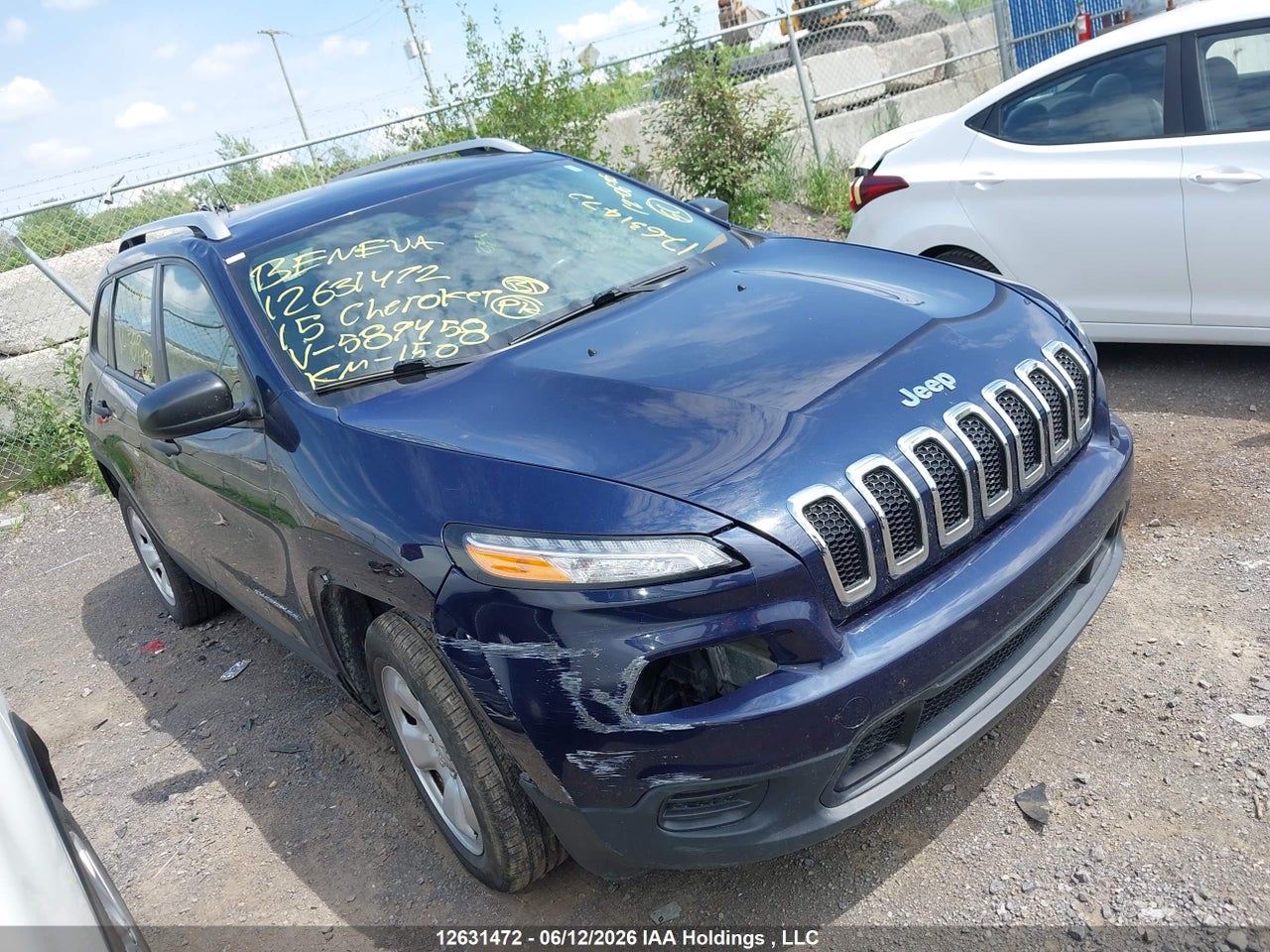 1C4PJLAB4FW589458 · 2015 JEEP CHEROKEE SPORT