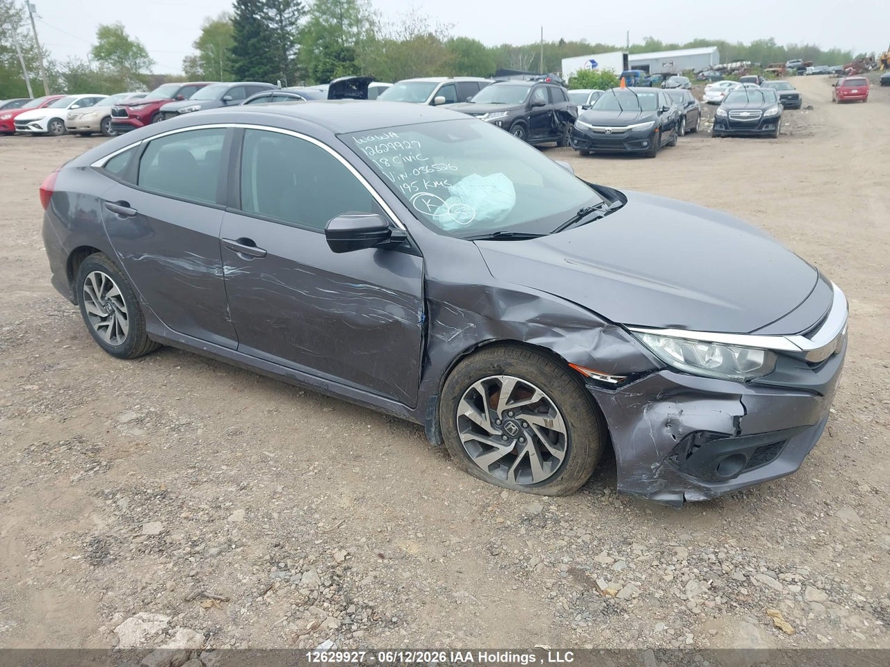 2HGFC2F68JH036526 · 2018 HONDA CIVIC SE