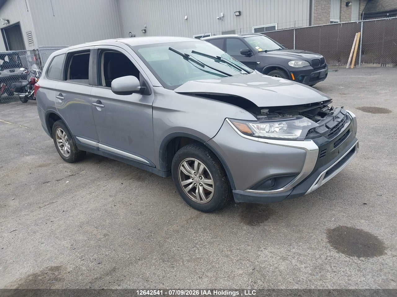 JA4AZ2A31KZ605149 · 2019 MITSUBISHI outlander