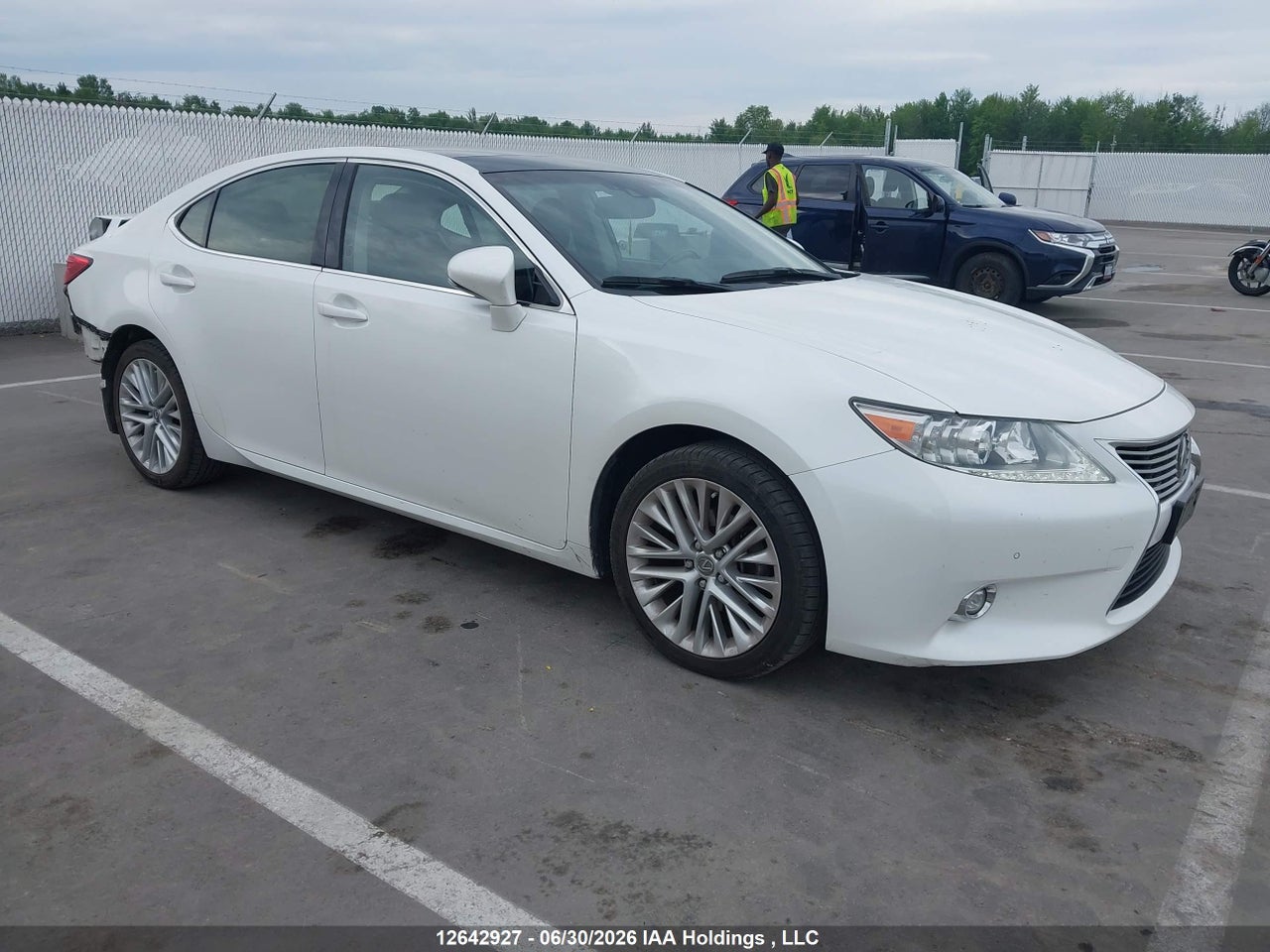 JTHBK1GG3F2181487 · 2015 LEXUS ES 350 · 1/12