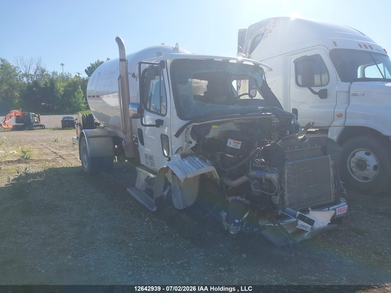 1FVACXFE7NHMR4135 · 2022 FREIGHTLINER M2 106