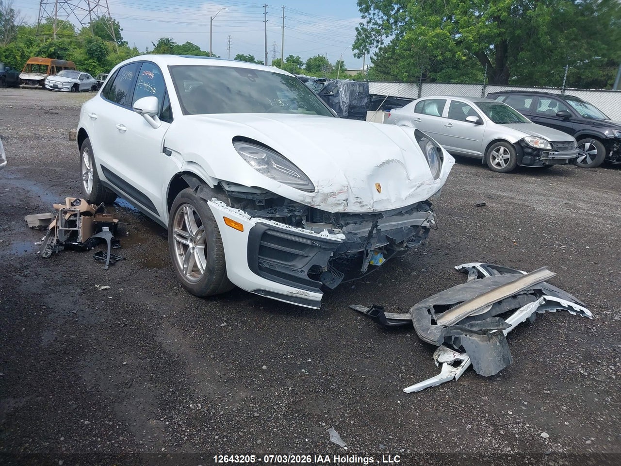 WP1AA2A53NLB05708 · 2022 PORSCHE MACAN