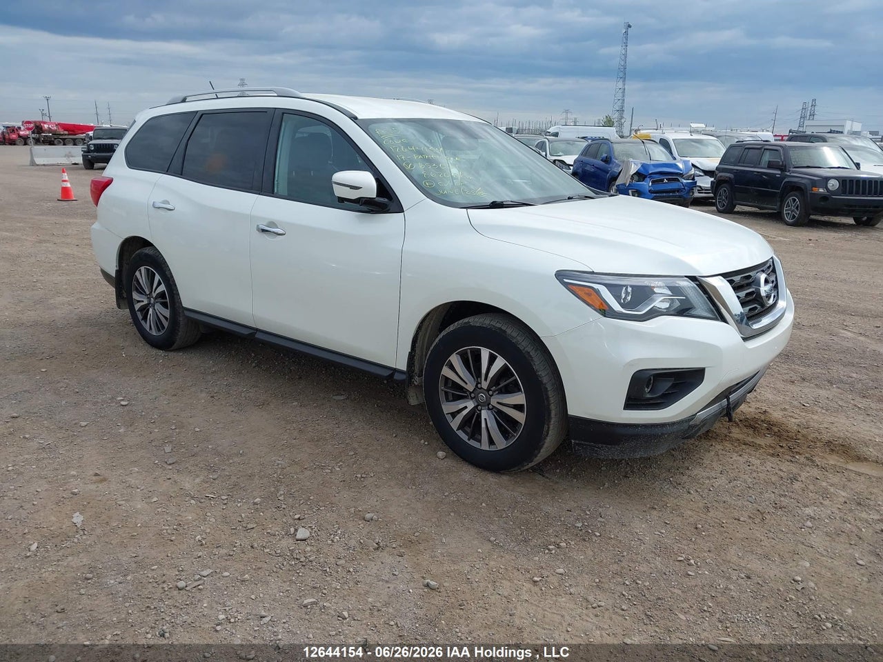5N1DR2MM9HC653061 · 2017 NISSAN PATHFINDER PLATINUM/S/SL/SV