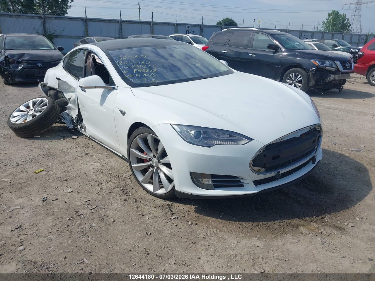 5YJSA1H17EFP35818 · 2014 TESLA MODEL S