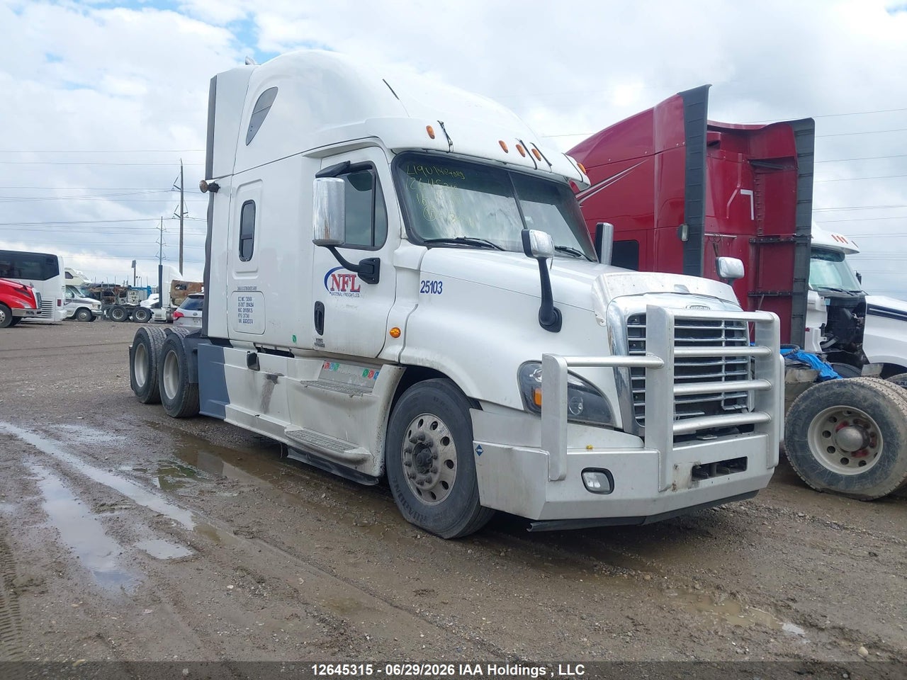 3AKJGLD56GSGX3374 · 2016 FREIGHTLINER CASCADIA 125