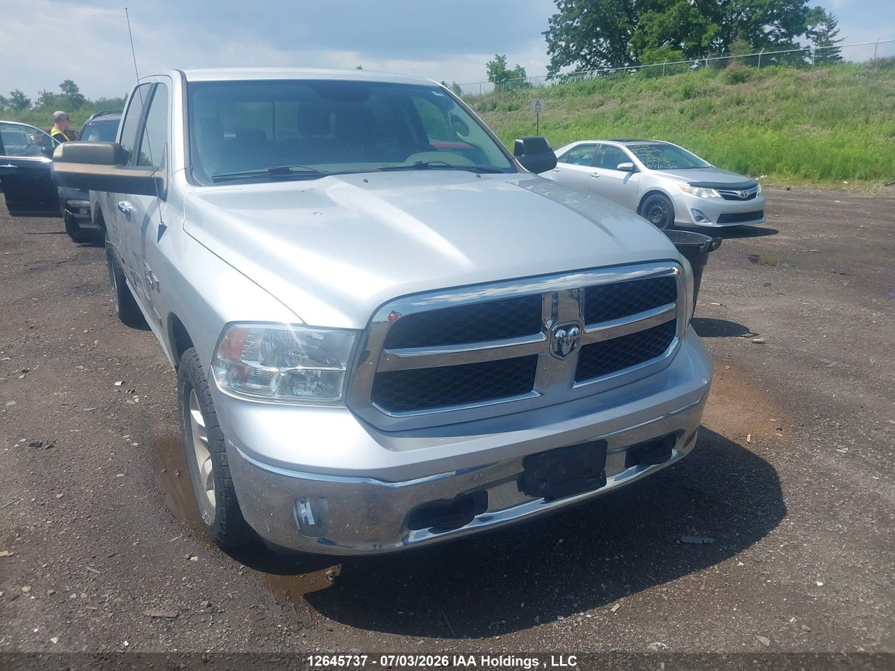 1C6RR7LT8HS706328 · 2017 RAM 1500 SLT