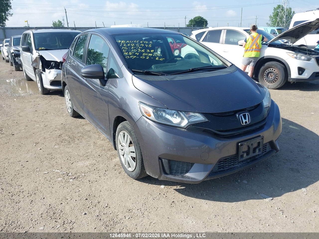 3HGGK5H57FM103638 · 2015 HONDA FIT LX