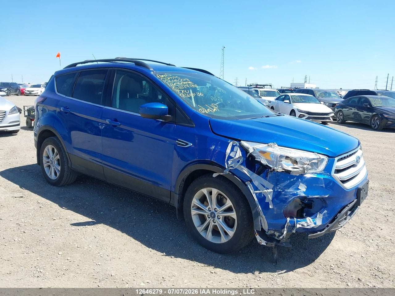 1FMCU9GD5JUB77941 · 2018 FORD ESCAPE SE