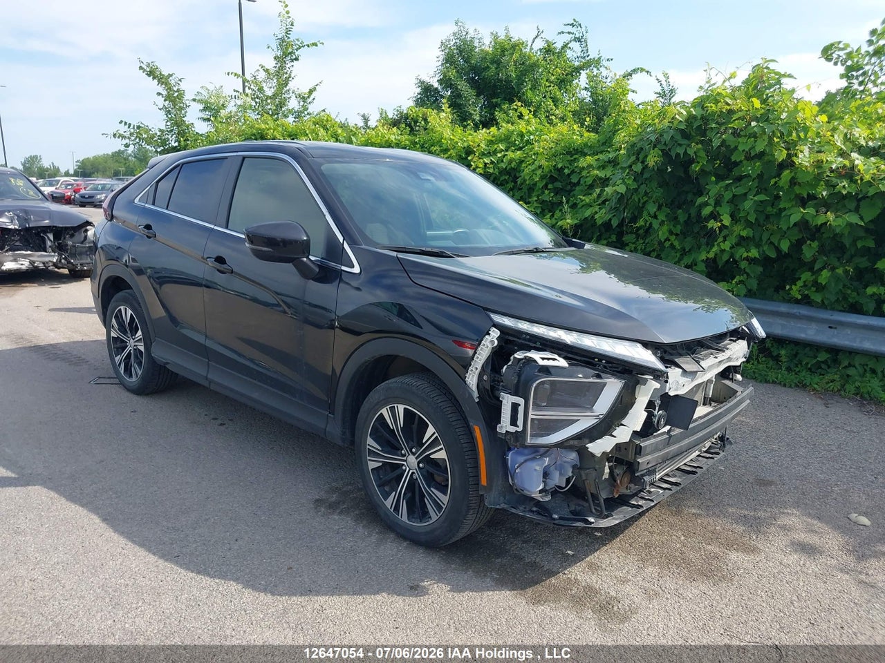 JA4ATUAA2NZ604446 · 2022 MITSUBISHI ECLIPSE CROSS ES