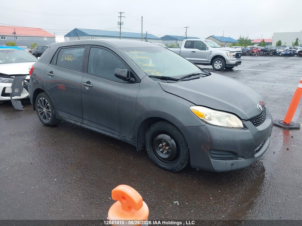 2T1KU4EE2BC564041 · 2011 TOYOTA MATRIX