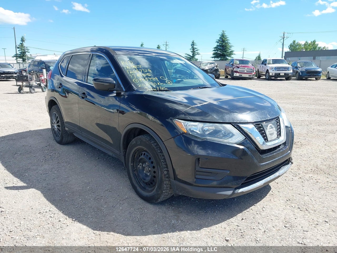 5N1AT2MV6HC843994 · 2017 NISSAN ROGUE SV/SL