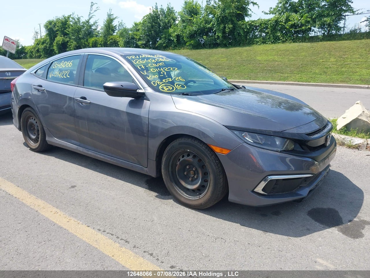 2HGFC2F58HH014222 · 2017 HONDA CIVIC LX
