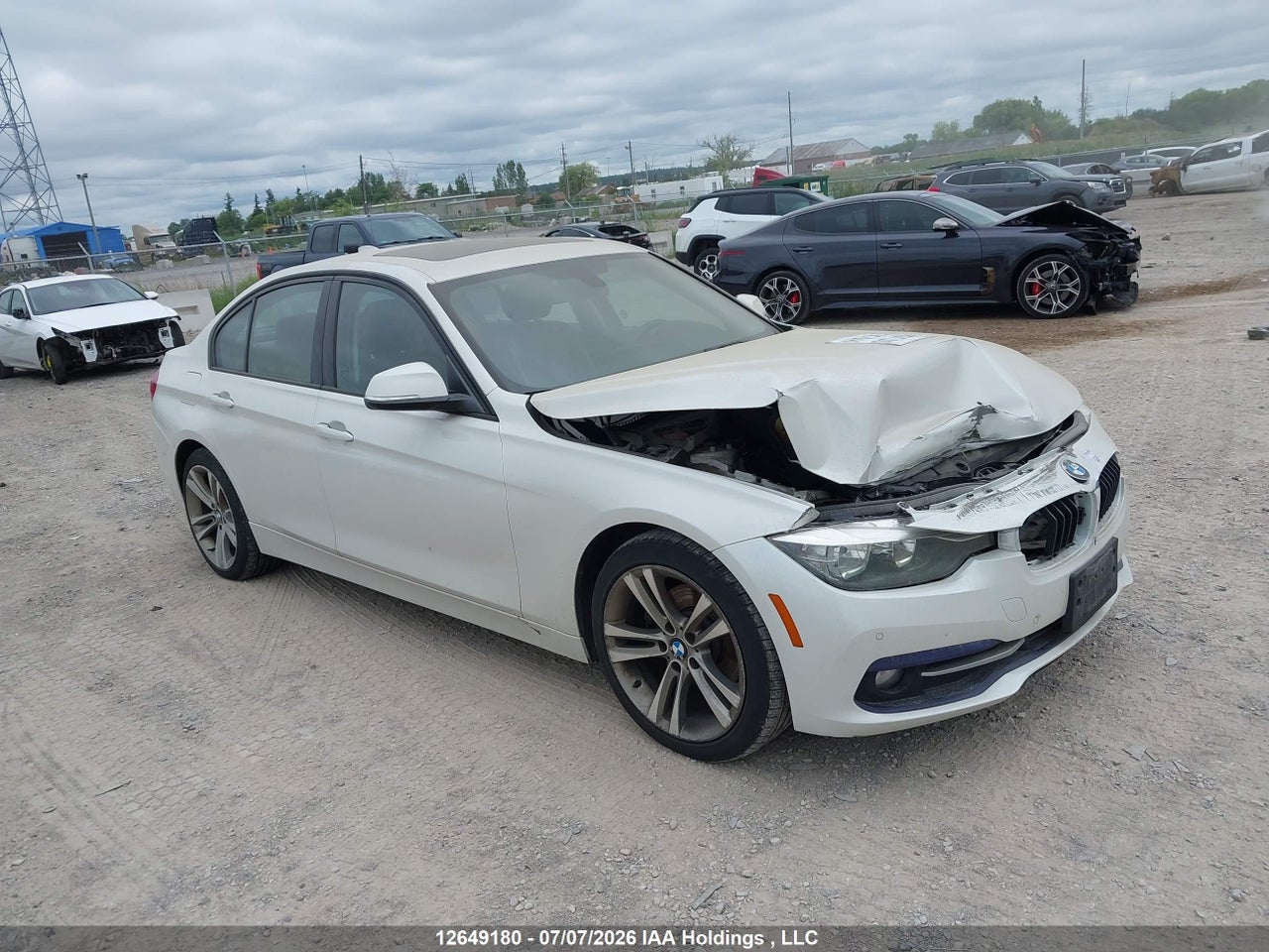 WBA8A3C5XGK688478 · 2016 BMW 320 XI