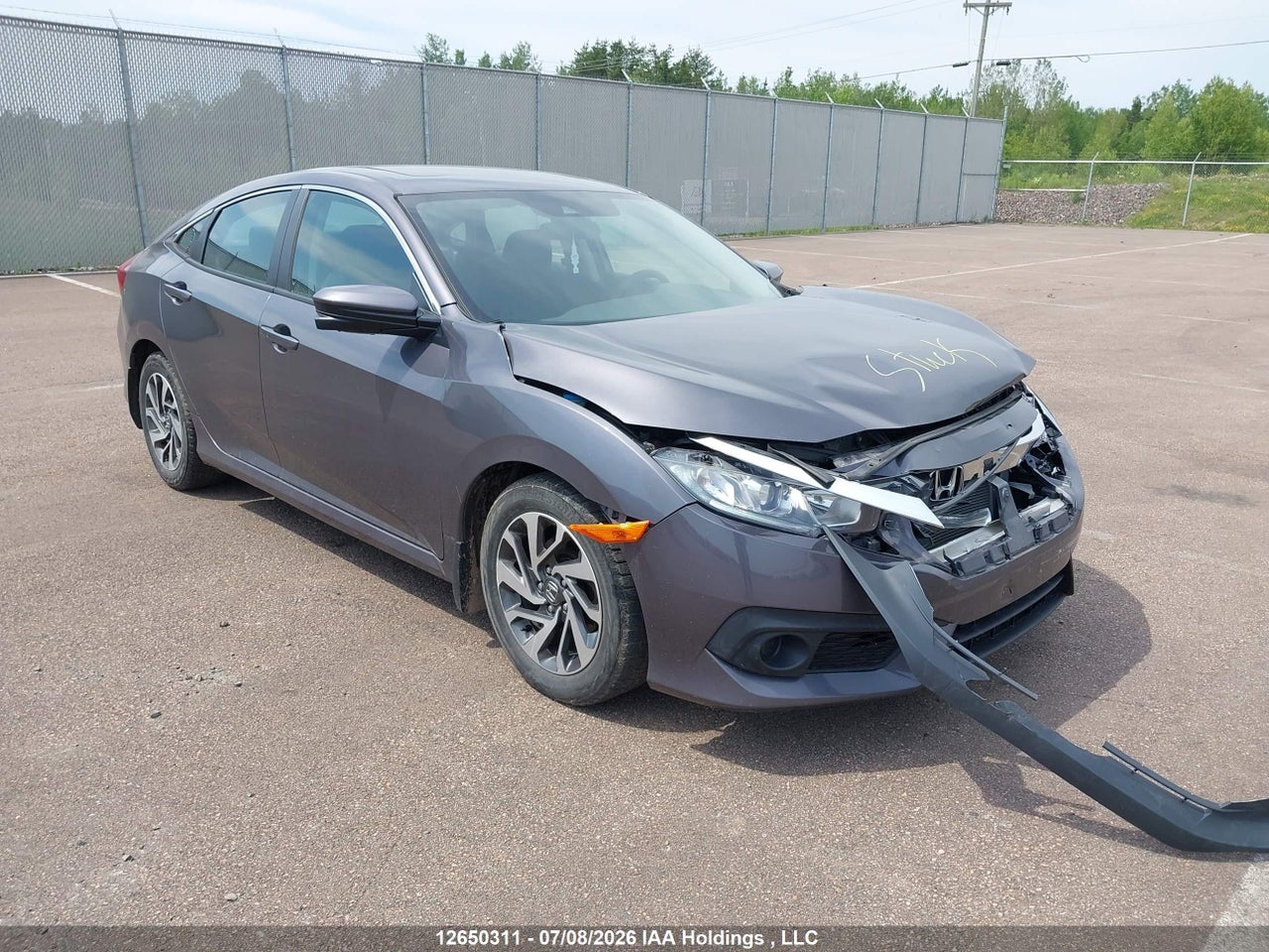 2HGFC2F8XHH033221 · 2017 HONDA CIVIC EX