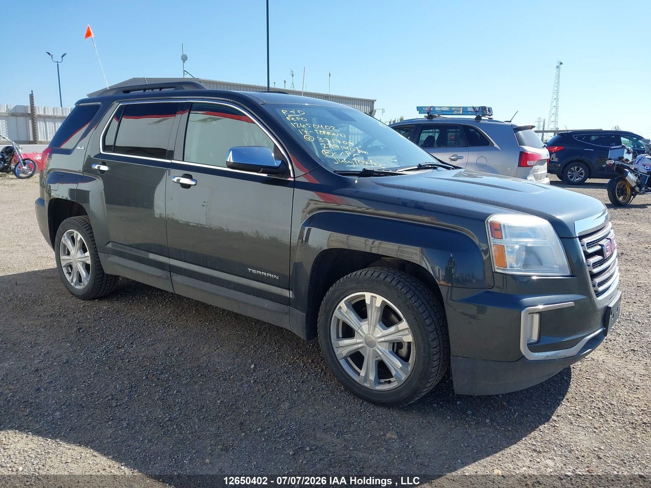 2GKFLTEK4H6331703 · 2017 GMC TERRAIN SLE
