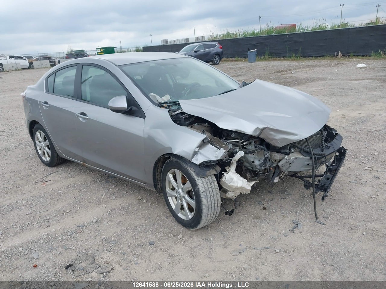 JM1BL1UF9B1366430 · 2011 MAZDA 3 I