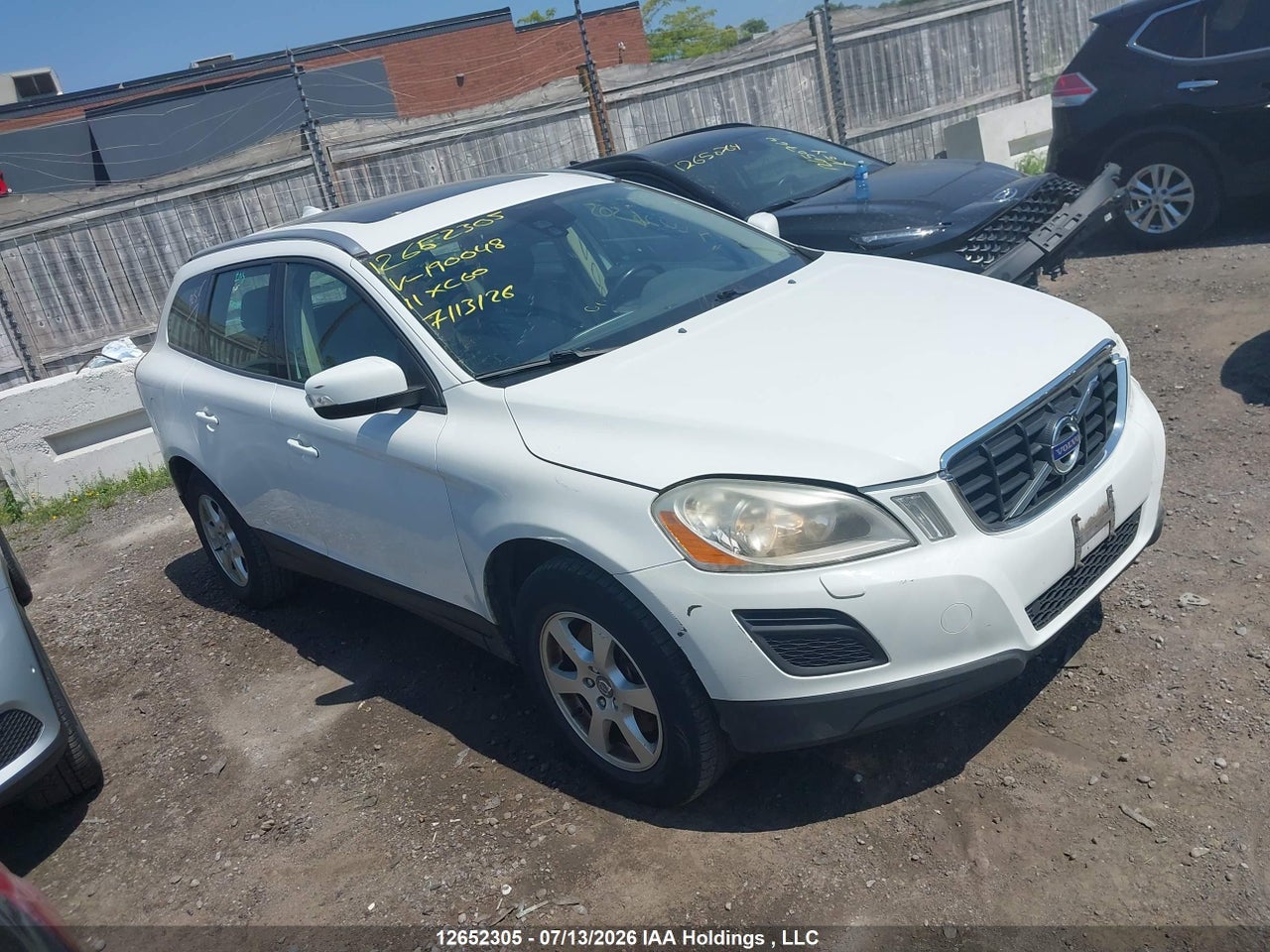YV4952DZ8B2190048 · 2011 VOLVO XC60 · 1/12