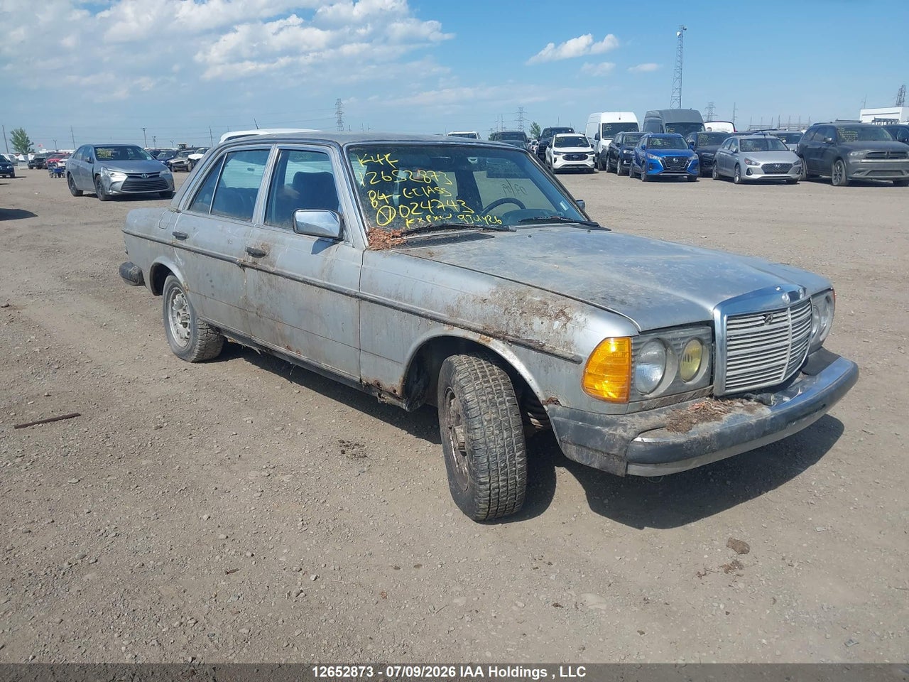 WDBAB33A3DB024743 · 1983 MERCEDES BENZ 300 DT