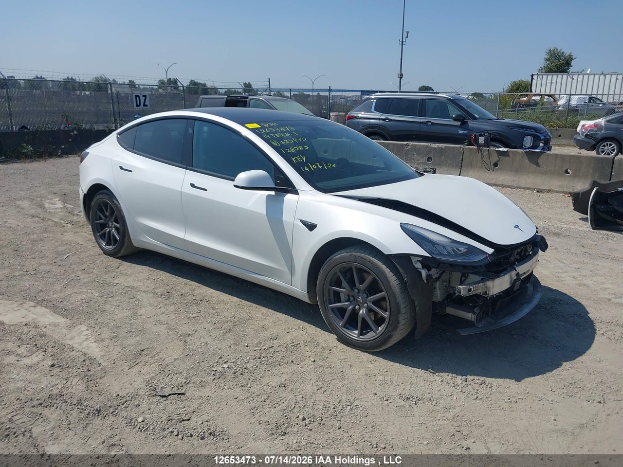5YJ3E1EA7KF422972 · 2019 TESLA MODEL 3 · 1/12