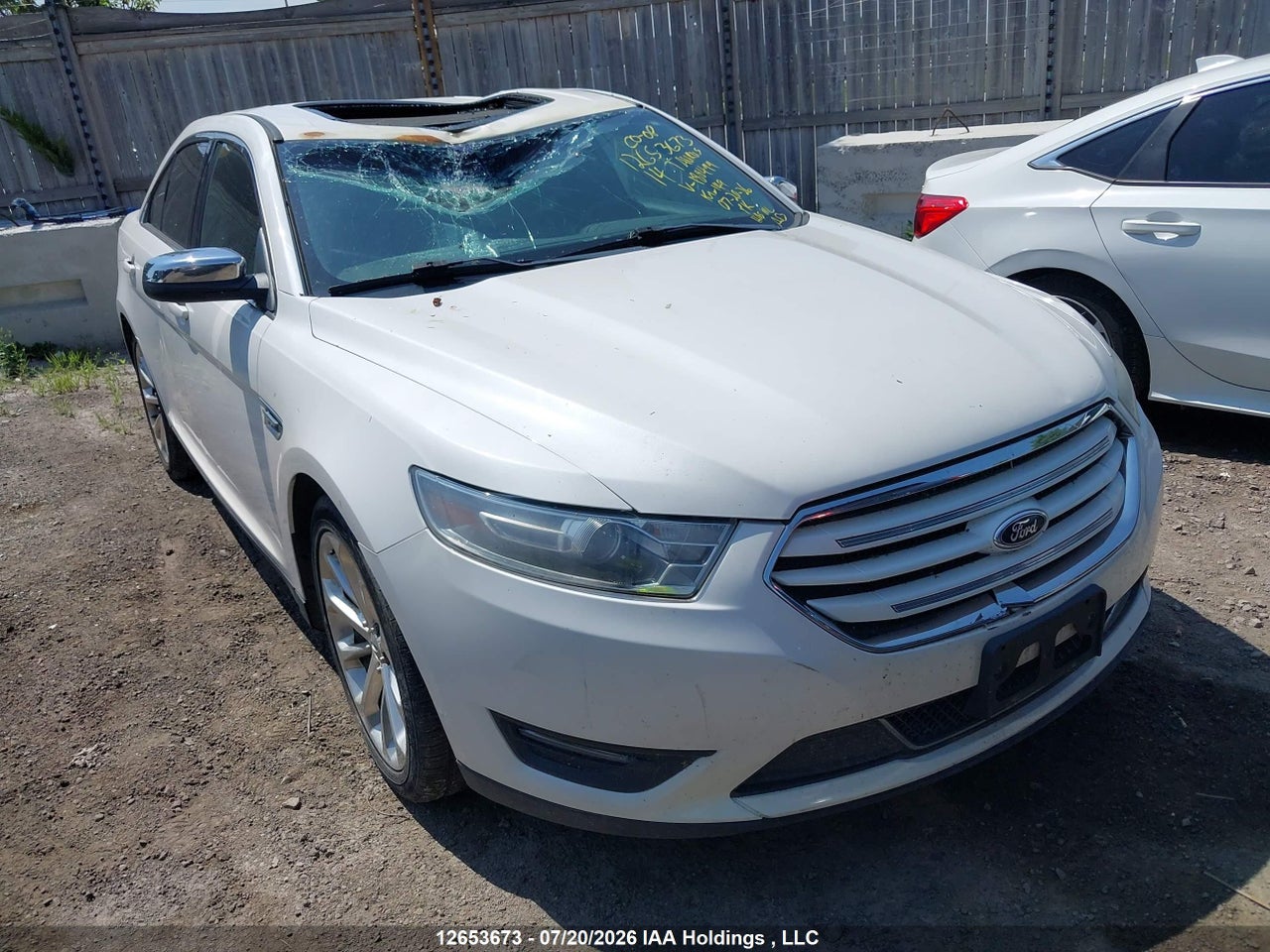 1FAHP2J80EG180499 · 2014 FORD TAURUS LIMITED
